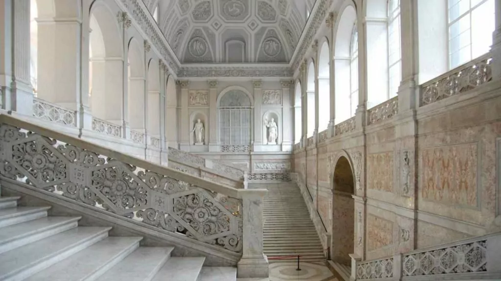 Chi ha vissuto al Palazzo Reale di Napoli