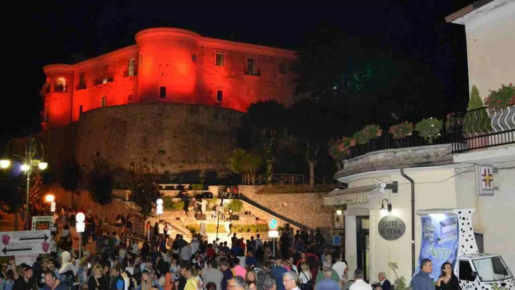 Castello di Gesualdo, spettacolo in Campania: storia e dove si trova