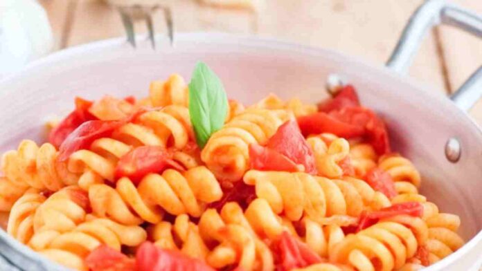 Fusilli alla barzanella, la storia di un piatto tradizionale di Gragnano