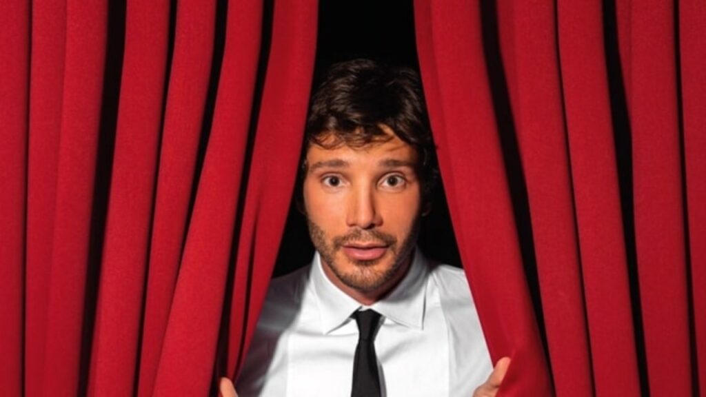 "Meglio stasera", Stefano De Martino a teatro a Napoli: date e info