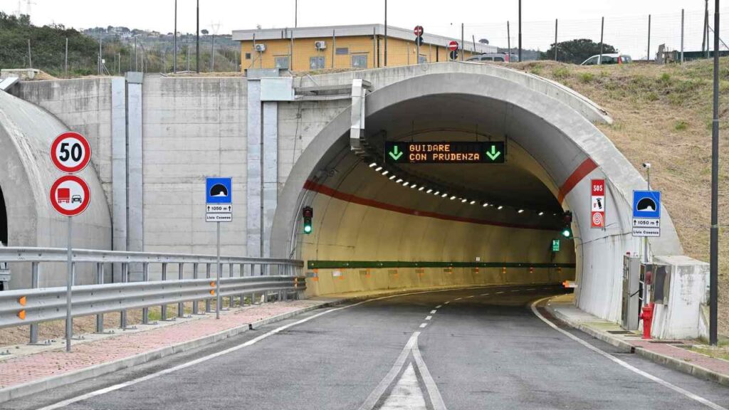 Quanto è costato il tunnel tangenziale-porto inaugurato a Pozzuoli