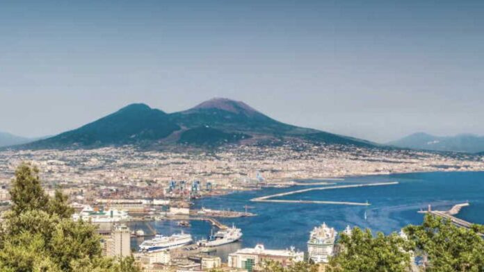 Viaggi in Campania: i tre luoghi da visitare ad aprile
